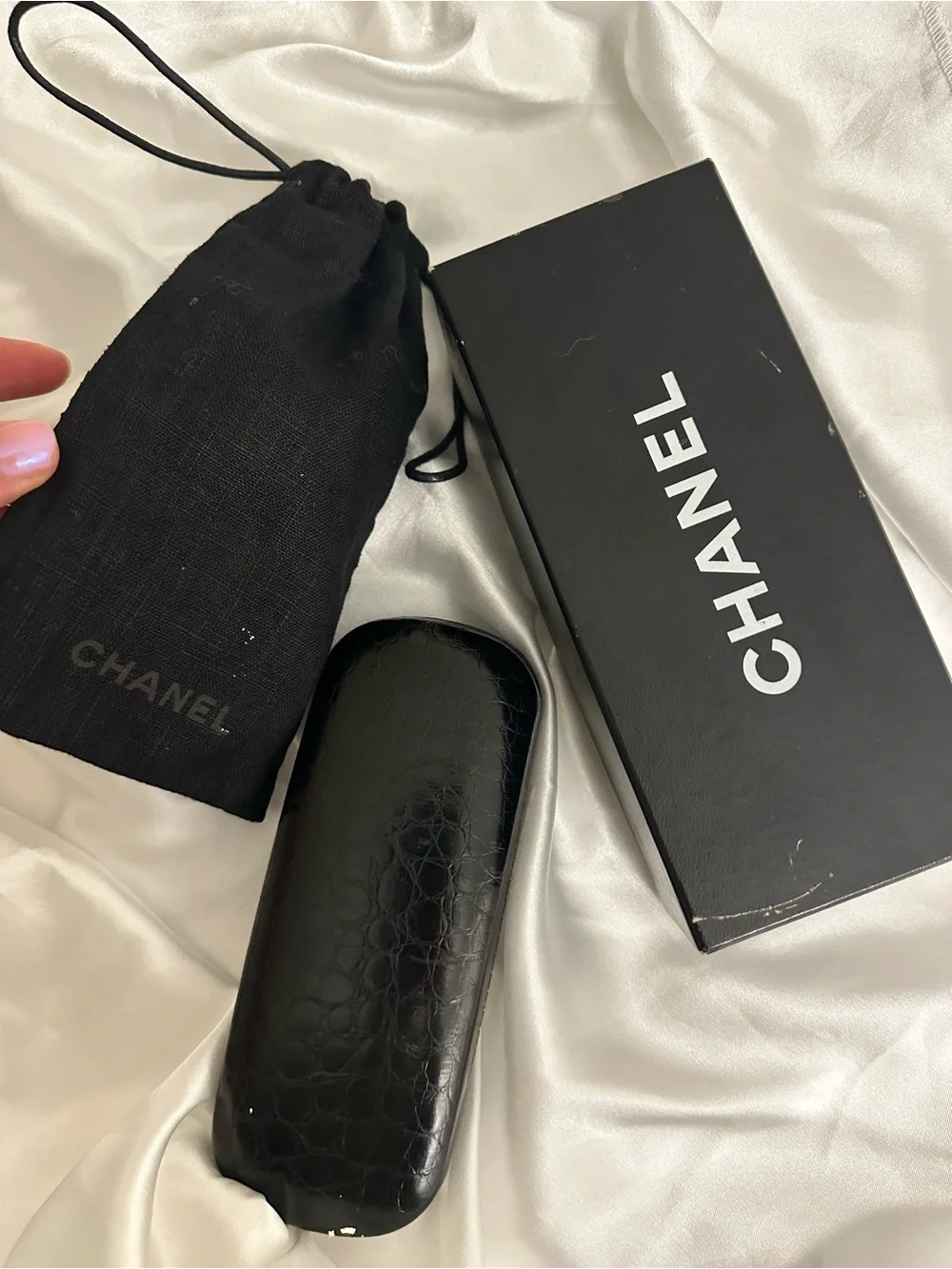 CHANEL🩵Rimless Oval Sunglasses - Blue Lenses with Silver Accents #104